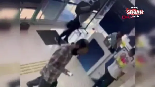 İstanbul Beylikdüzü'nde banka soygunu güvenlik kamerasında | Video