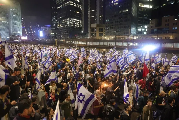 Son dakika | İsrail’de iç savaş alarmı! Halk sokaklara döküldü, her yer ateş altında: Netanyahu’dan flaş hazırlık!