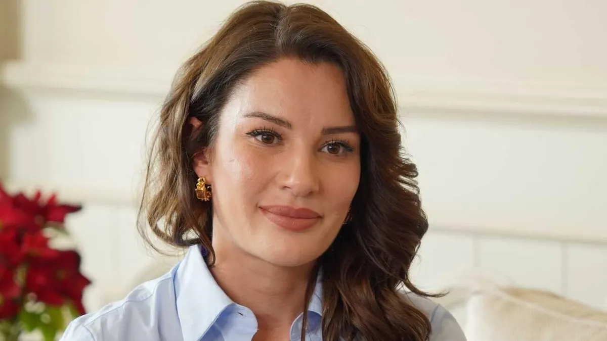 Ece İrtem'in ölüm nedeni aşırı alkol ve ilaç çıktı yazılı haber görseli.