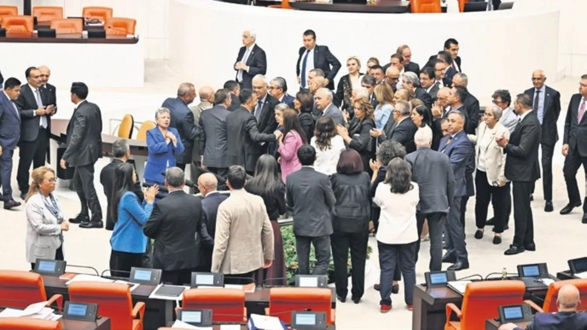 En düşük emekli maaş artışı görüşülemedi