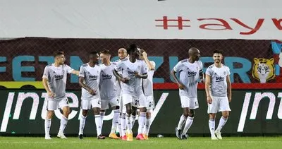 Trabzonspor-Beşiktaş derbisini spor yazarları değerlendirdi