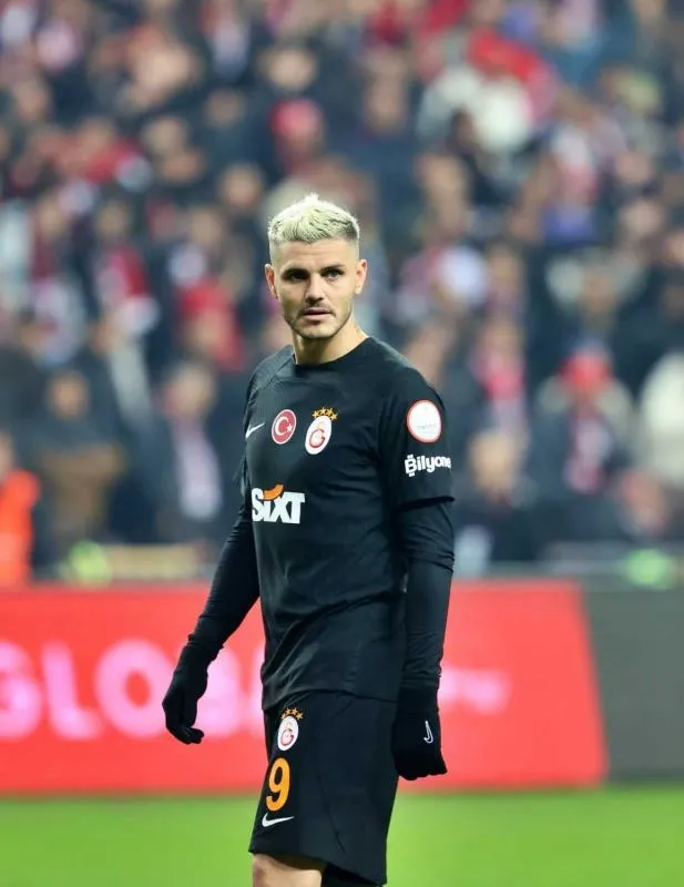 son-dakika-okan-buruk-acikladi-icardi-galatasarayda-kalacak-mi-carpici-transfer-sozleri-1784029602779.jpeg