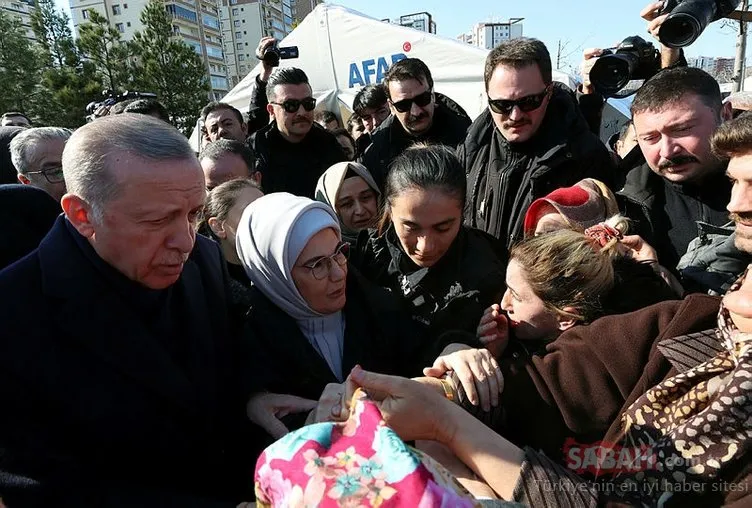 Asrın felaketinin ardından devlet millet el ele! Başkan Erdoğan ve Emine Erdoğan depremzedelerle tek tek ilgilendi