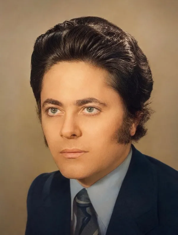 kibris-turk-halkinin-mucadele-cinarina-devlet-vedasi-tmtnin-kurucularindan-semsi-erkmanla-birlikte-bir-cag-kap-1786376036516.jpg
