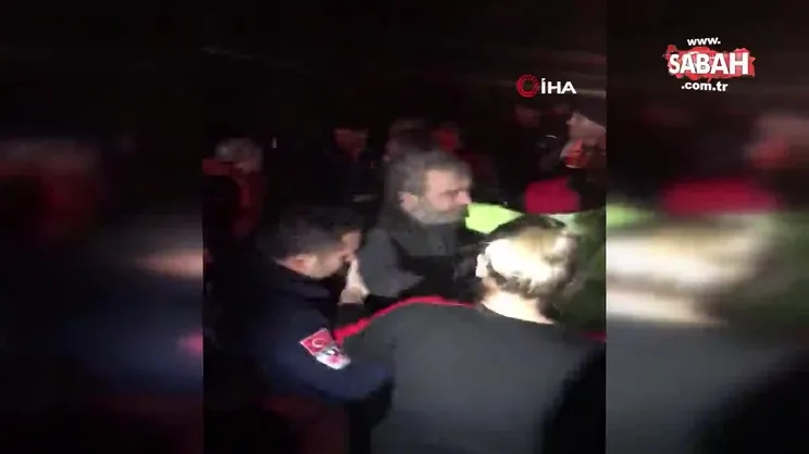 Adana’da otomobil sele kapıldı