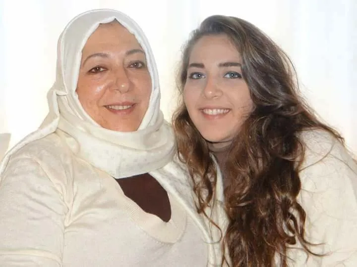 Suriyeli aktivist anne ve kızı boynu kesilerek öldürüldü!
