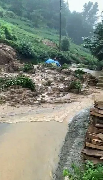 Trabzon’da şiddetli yağış can aldı
