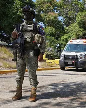 Çete üyesi zannedilerek kaçırıldılar!