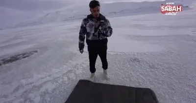 Ünlü Youtuber Deli mi ne buz tutan Van Gölü’ne daldı, hipotermi tehlikesi geçirdi | Video