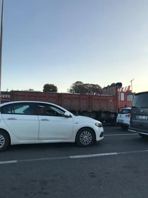 Harem Sirkeci Feribotunda Yasagi Cignediler Sabah Haber Ofisi