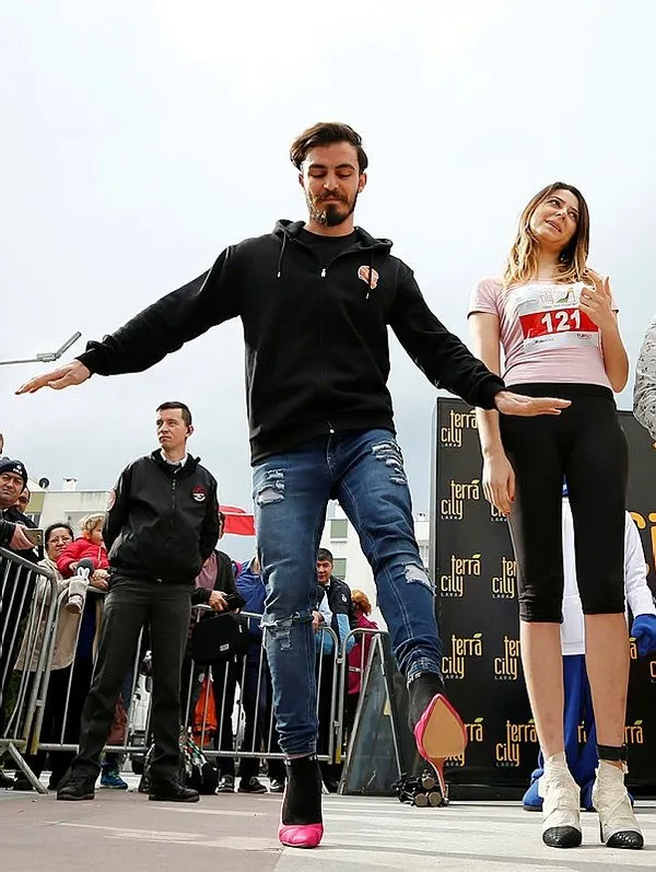 Antalya'da Yüksek Topuk Koşusu