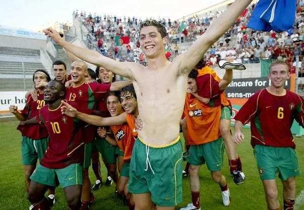 Ronaldo çelimsiz bir çocuktan, 'Hulk'a nasıl dönüştü?