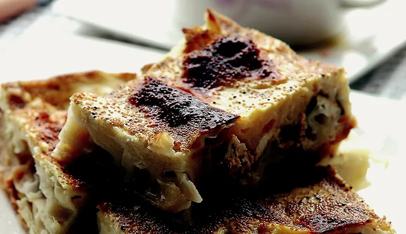 Yoğurtlu Büzme Börek