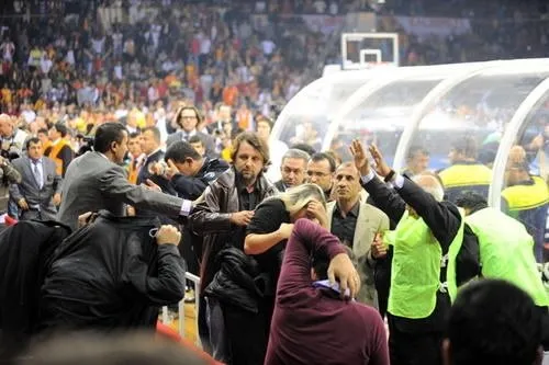Galatasaray Cafe Crown - Fenerbahçe Ülker maçı