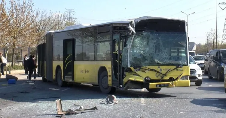 Kazalar peş peşe geldi! Başakşehir’de İETT otobüsü minibüsüne çarptı: 1 yaralı