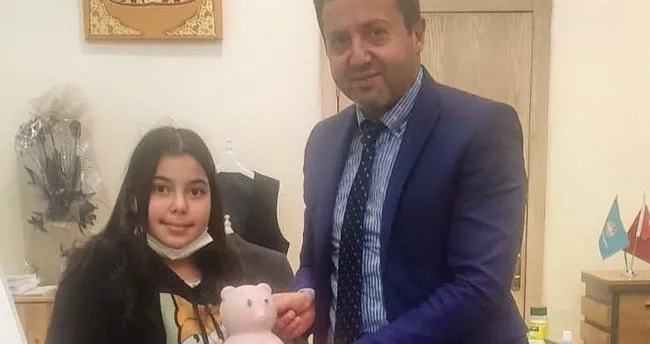 Minik Azra Nur Dan Anlamli Bagis Kumbarasini Yardima Muhtac Cocuklar Icin Bagisladi Son Dakika Haberler