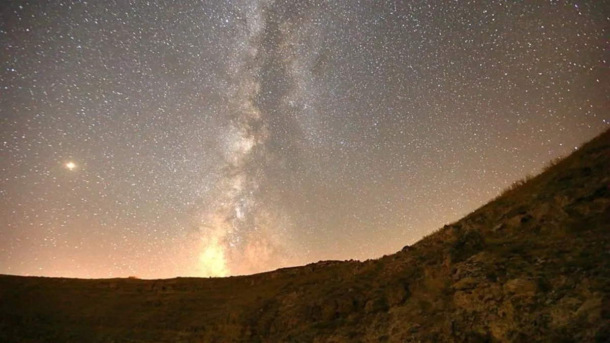 ORİONİD METEOR YAĞMURU ZİRVEYE ULAŞIYOR! Orionid meteor yağmuru ne zaman, nasıl izlenir?