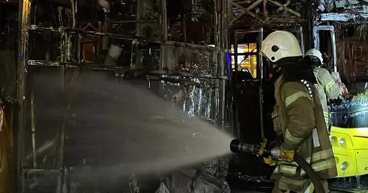 İstanbul Tuzla’da korku dolu anlar! Seyir halindeki 3 İETT otobüsü alev alev yandı