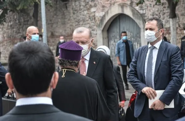 Son dakika... Markar Esayan son yolculuğuna uğurlandı; Başkan Erdoğan ve çok sayıda siyasetçi cenazeye katıldı