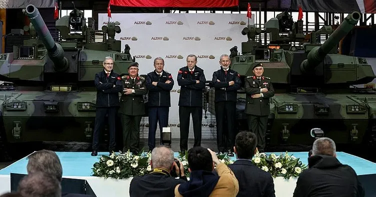 Savunma Sanayii Başkanı Demir, Yeni Altay Tankı teslim programında konuştu