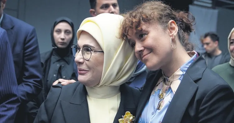 Anneler insanlık için ilham kaynağı