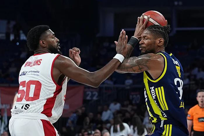 fenerbahce-beko-normal-sezonu-lider-bitirdi-1778941942095.jpeg
