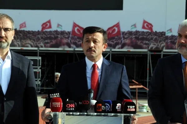 buyuk-filistin-mitingi-oncesi-milyonlara-cagri-yapildi-1698398637511.jpg