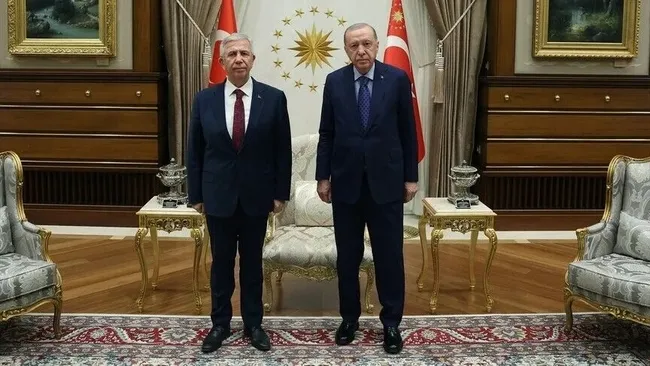 baskan-erdogan-cemil-tugayi-kabul-etti-1790793402095.jpeg Başkan Erdoğan, Cemil Tugay'ı kabul etti