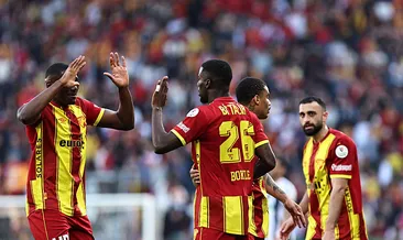 Göztepe deplasmanlarda puanları topladı