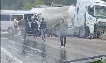 Antalya-Isparta kara yolunda feci kaza: 7 kişi hayatını kaybetti #isparta