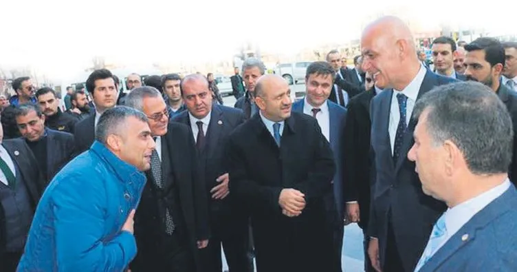 Başbakan Yardımcısı Fikri Işık’tan belediyeye ziyaret