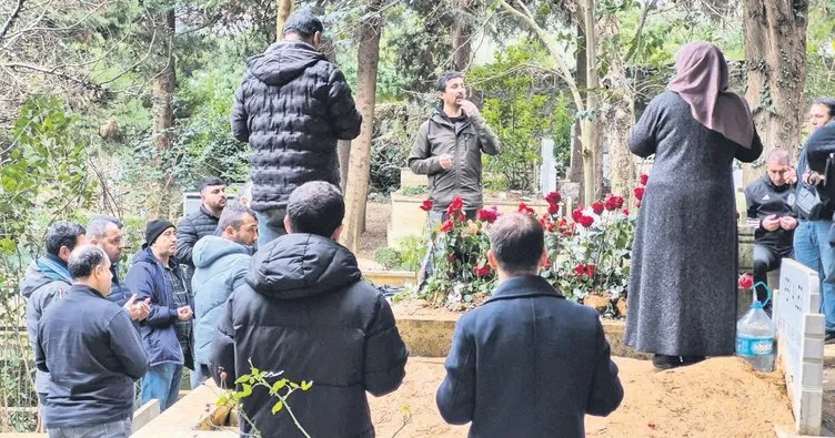 Ferdi Tayfur’un kabrine ziyaretçi akını