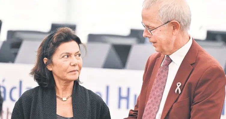 Dışişleri: Hukuk siyasileştirildi