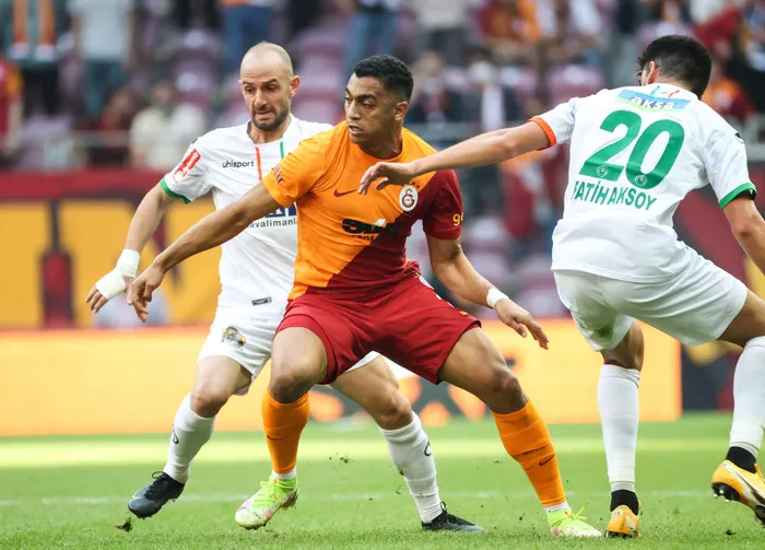 son-dakika-volkan-demirelden-galatasaray-taraftarini-cildirtan-yorum-yildiz-isim-icin-olay-sozler-1632134758414.jpg