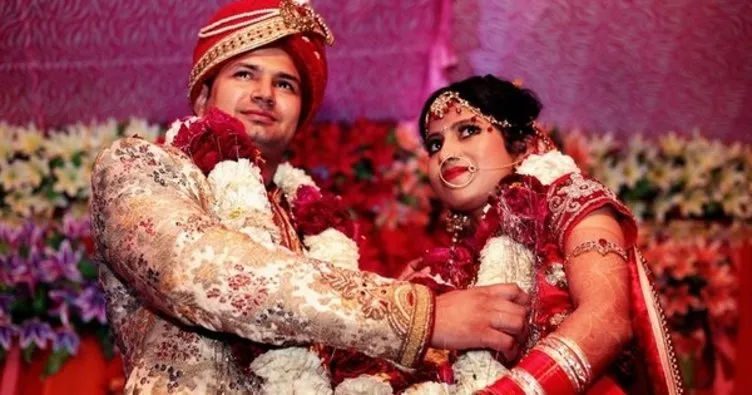 Hindistan’da toplu nikah töreninde evlenen 2 bin 413 çift iki dalda dünya rekoru kırdı