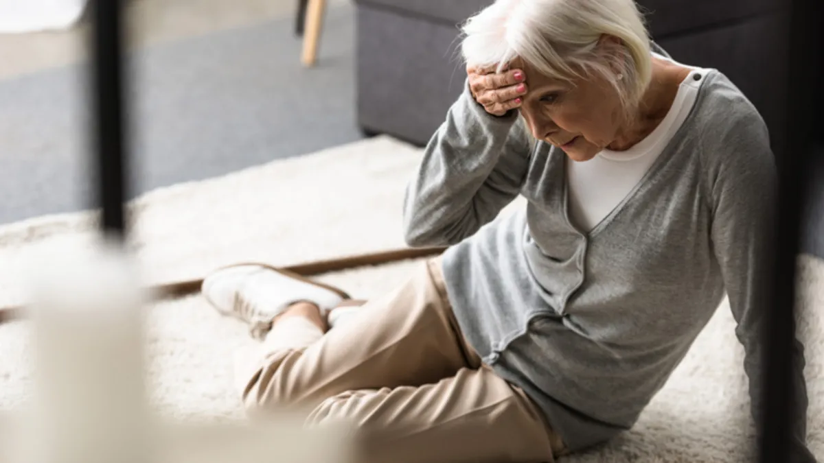 Basit bir düşme hayati riske yol açıyor! Uzmanından kritik uyarılar Basit bir düşme hayati riske yol açıyor! Uzmanından kritik uyarılar