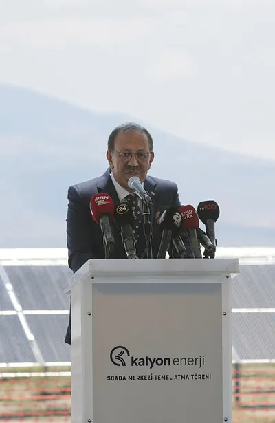 kalyon-holding-yonetim-kurulu-baskani-cemal-kalyoncudan-onemli-mesajlar-turkiyenin-en-buyuk-gunes-enerjisi-yatirimi-1623403939440.jpg