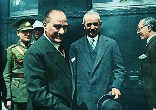 Genelkurmay Atatürk’ün renkli fotoğraflarını yayınladı