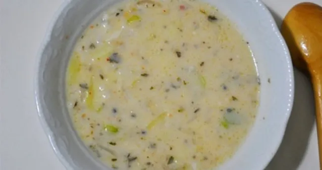 eksi yogurt corbasi nasil yapilir