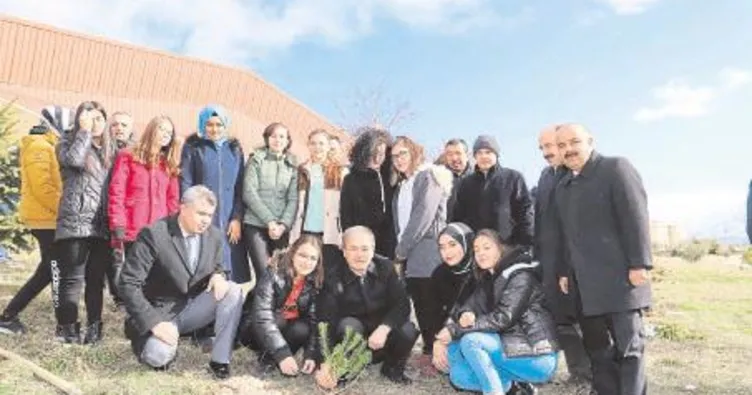 ‘Toprak Dede’ için fidan dikildi