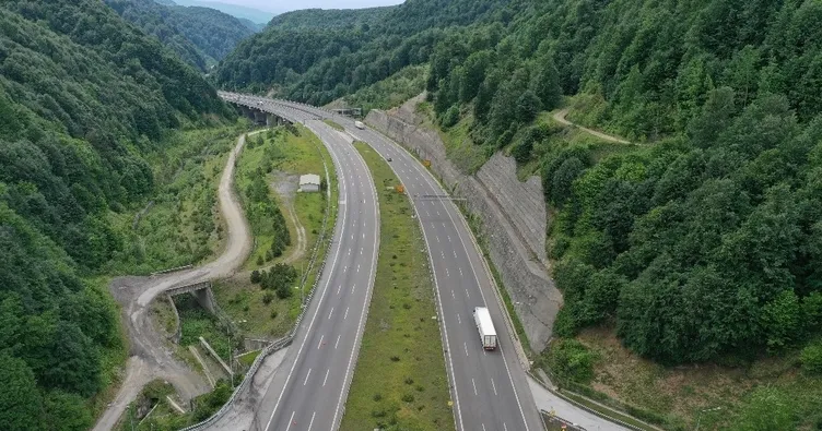 Bolu İstanbul Arası Kaç KM? Bolu İstanbul Arası Kaç Kilometre,Uçakla, Otobüsle,Özel Araçla Kaç Saat Sürer ve Ne Kadar Benzin Yakar?