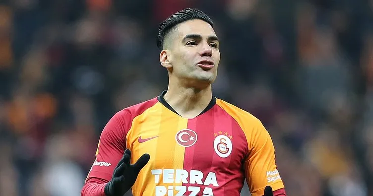 Galatasaray’ın yıldızı Falcao için flaş iddia