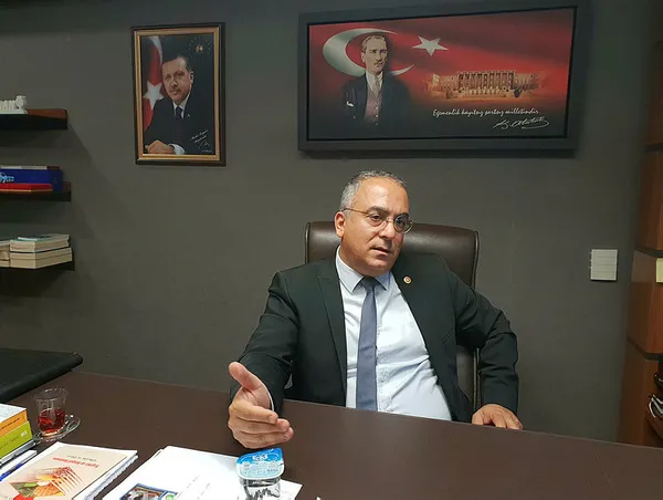 Son dakika haberler... Yakın arkadaşı Mahmut Övür Markar Esayan'ı anlattı: