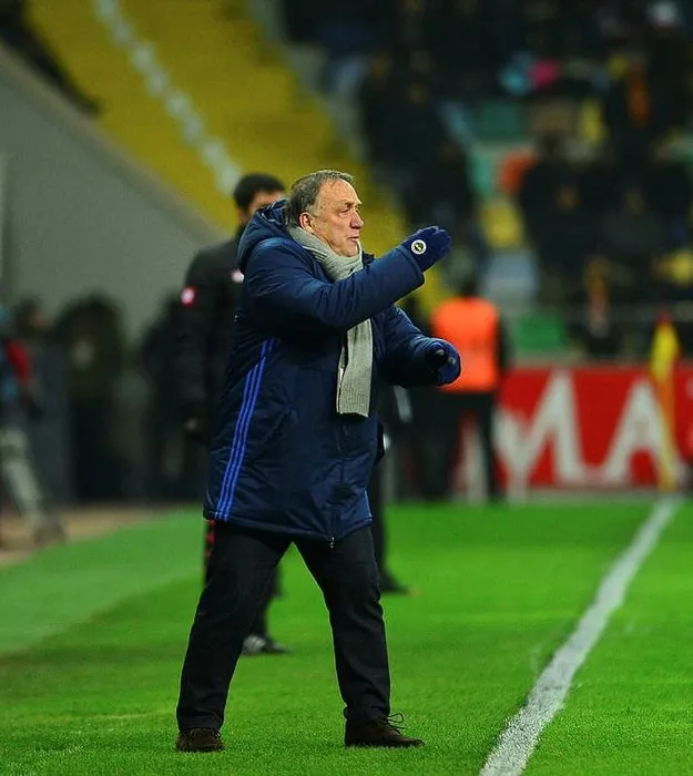 Fenerbahçe’de ilk aday Roberto Carlos