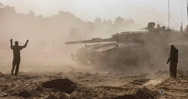 Gazze Şeridi’ne giren 6 İsrail tankı imha edildi Gazze Şeridi’ne giren 6 İsrail tankı imha edildi