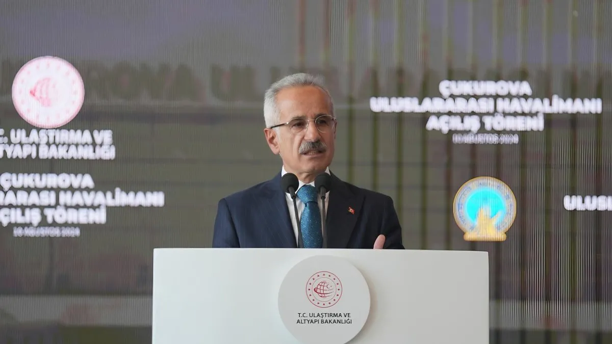 Çukurova Havalimanı yolcu sayısı 2 milyonu aştı! 13 bin 698 uçak trafiği gerçekleşti