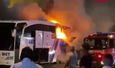 Ümraniye'de yolcu otobüsünde çıkan yangın söndürüldü #istanbul