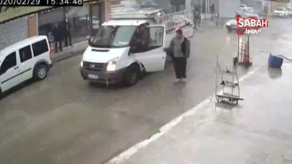 Adana'da kağıt toplayıcıları birbirine girdi | Video