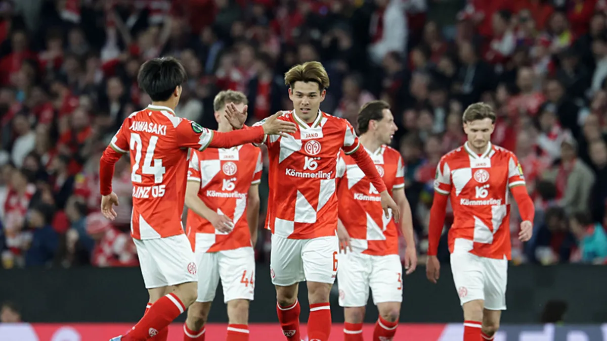 Mainz, Strasbourg karşısında avantajı kaptı! Mainz, Strasbourg karşısında avantajı kaptı!