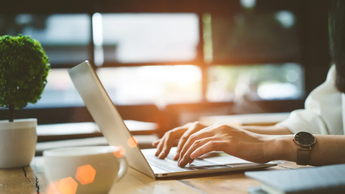 Freelance Nedir? Nasıl Freelancer Olunur ve Ne İş Yapılır?